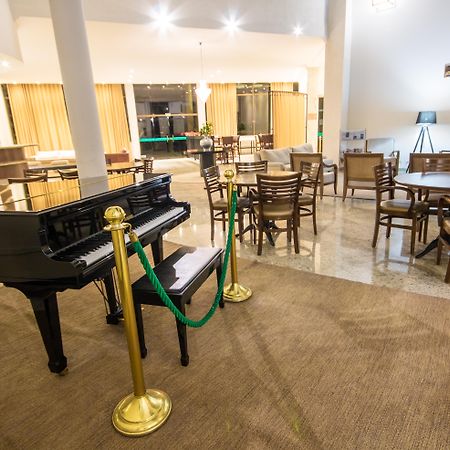 Hotel Golden Park All Inclusive Pocos De Caldas By Nacional Inn Екстериор снимка The lounge at the airport