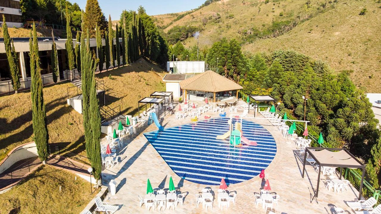Hotel Golden Park All Inclusive Pocos De Caldas By Nacional Inn Екстериор снимка Aerial view of the swimming pool