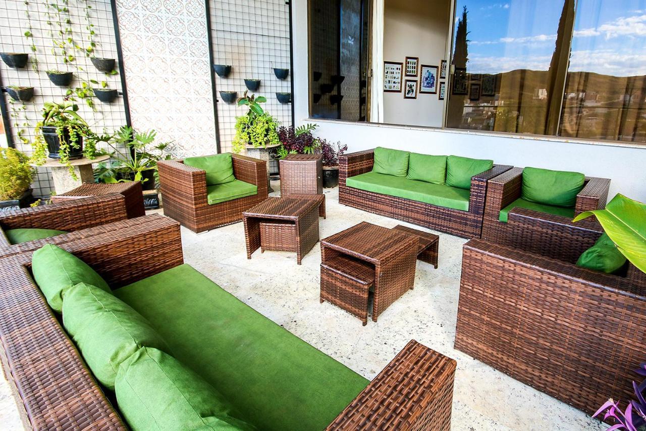 Hotel Golden Park All Inclusive Pocos De Caldas By Nacional Inn Екстериор снимка Outdoor furniture