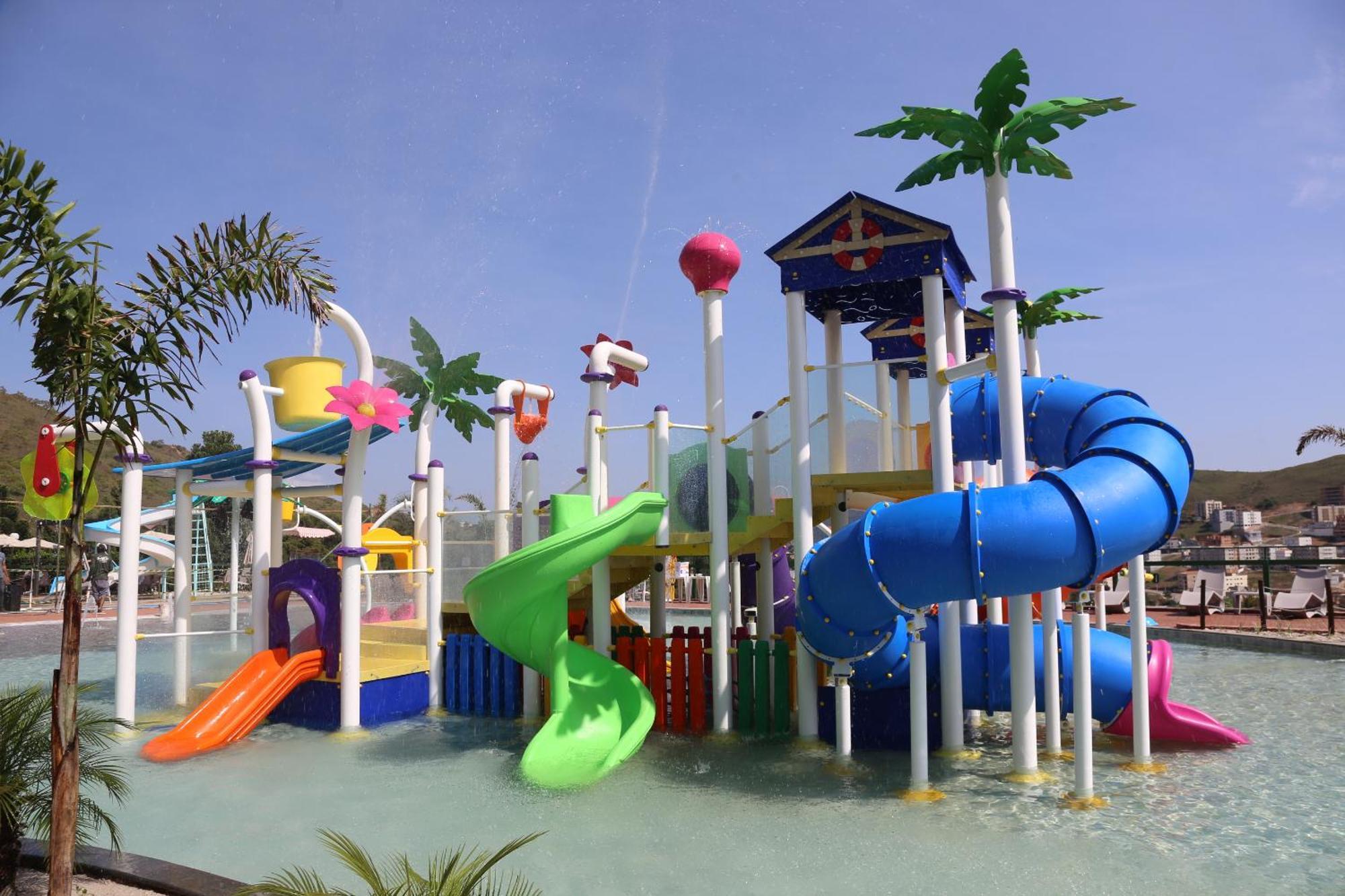 Hotel Golden Park All Inclusive Pocos De Caldas By Nacional Inn Екстериор снимка Splash Jungle Water Park
