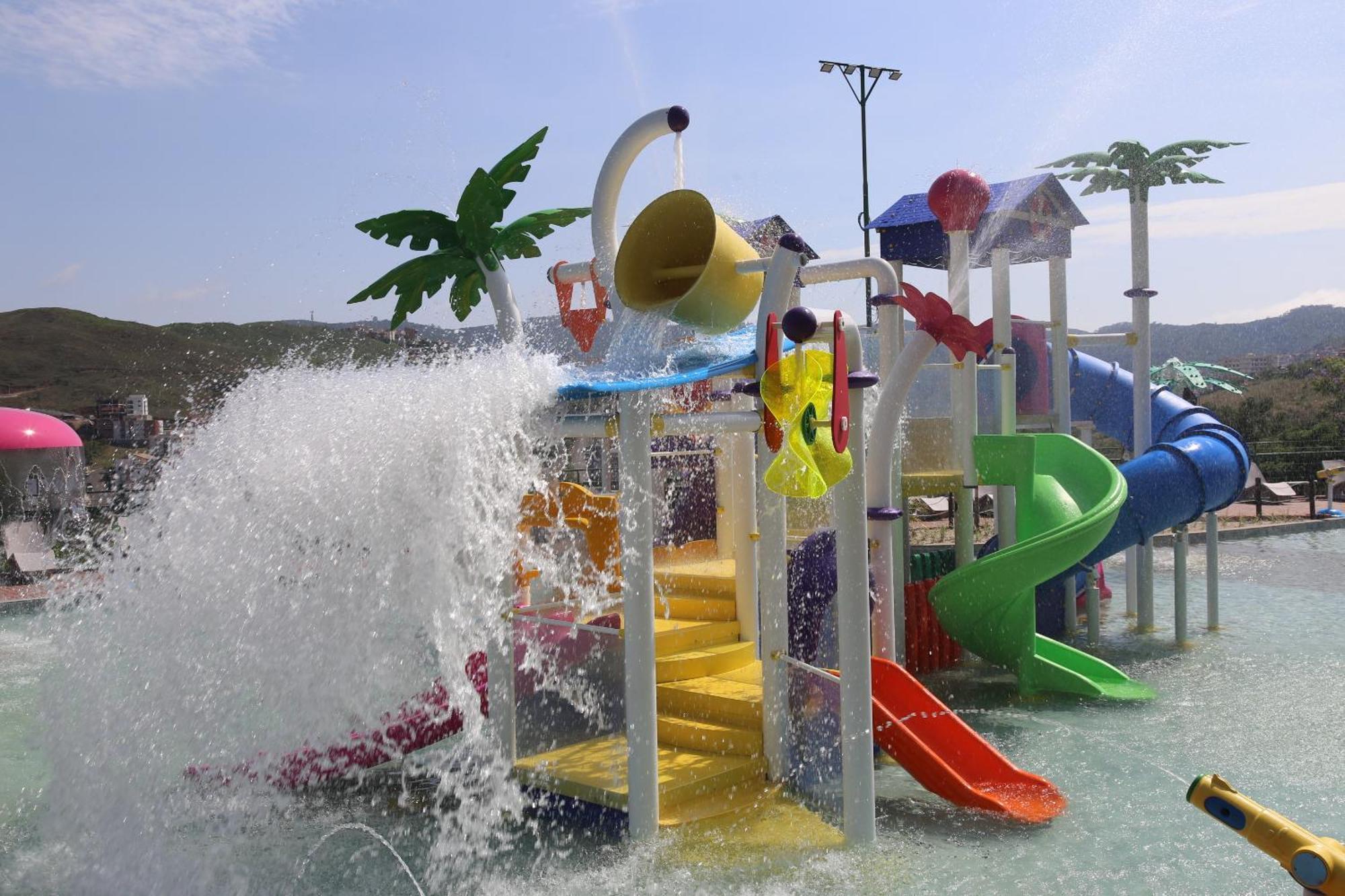 Hotel Golden Park All Inclusive Pocos De Caldas By Nacional Inn Екстериор снимка Splash Island