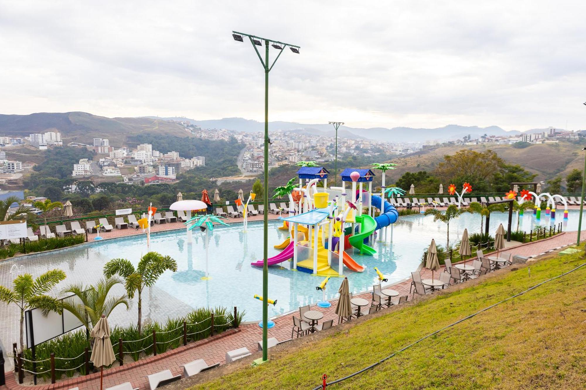 Hotel Golden Park All Inclusive Pocos De Caldas By Nacional Inn Екстериор снимка Water park in the resort