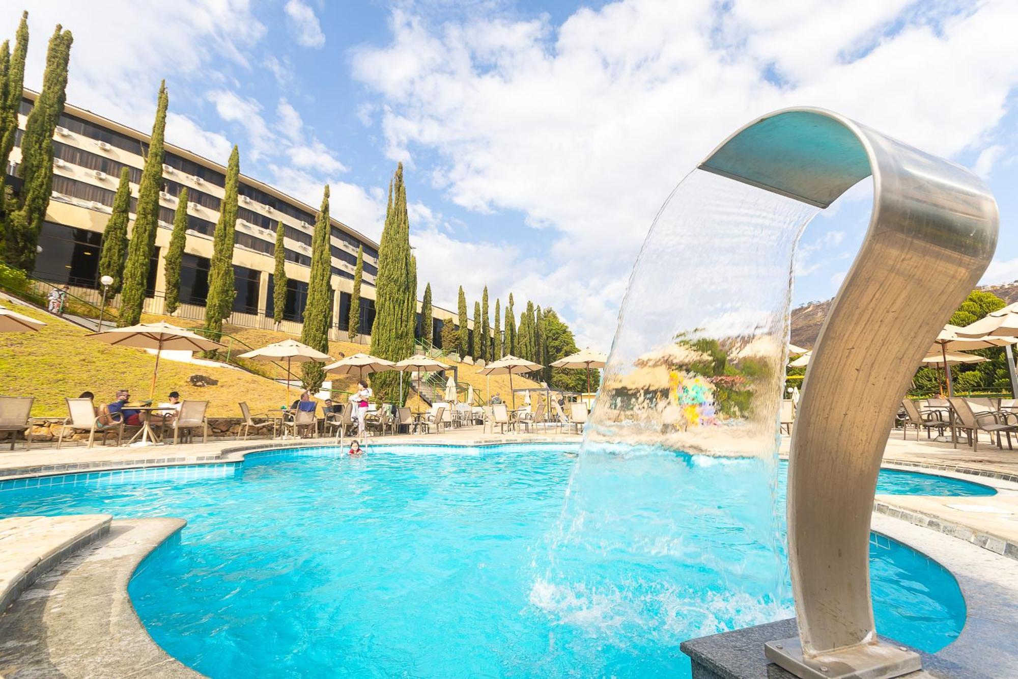 Hotel Golden Park All Inclusive Pocos De Caldas By Nacional Inn Екстериор снимка The swimming pool at the hotel