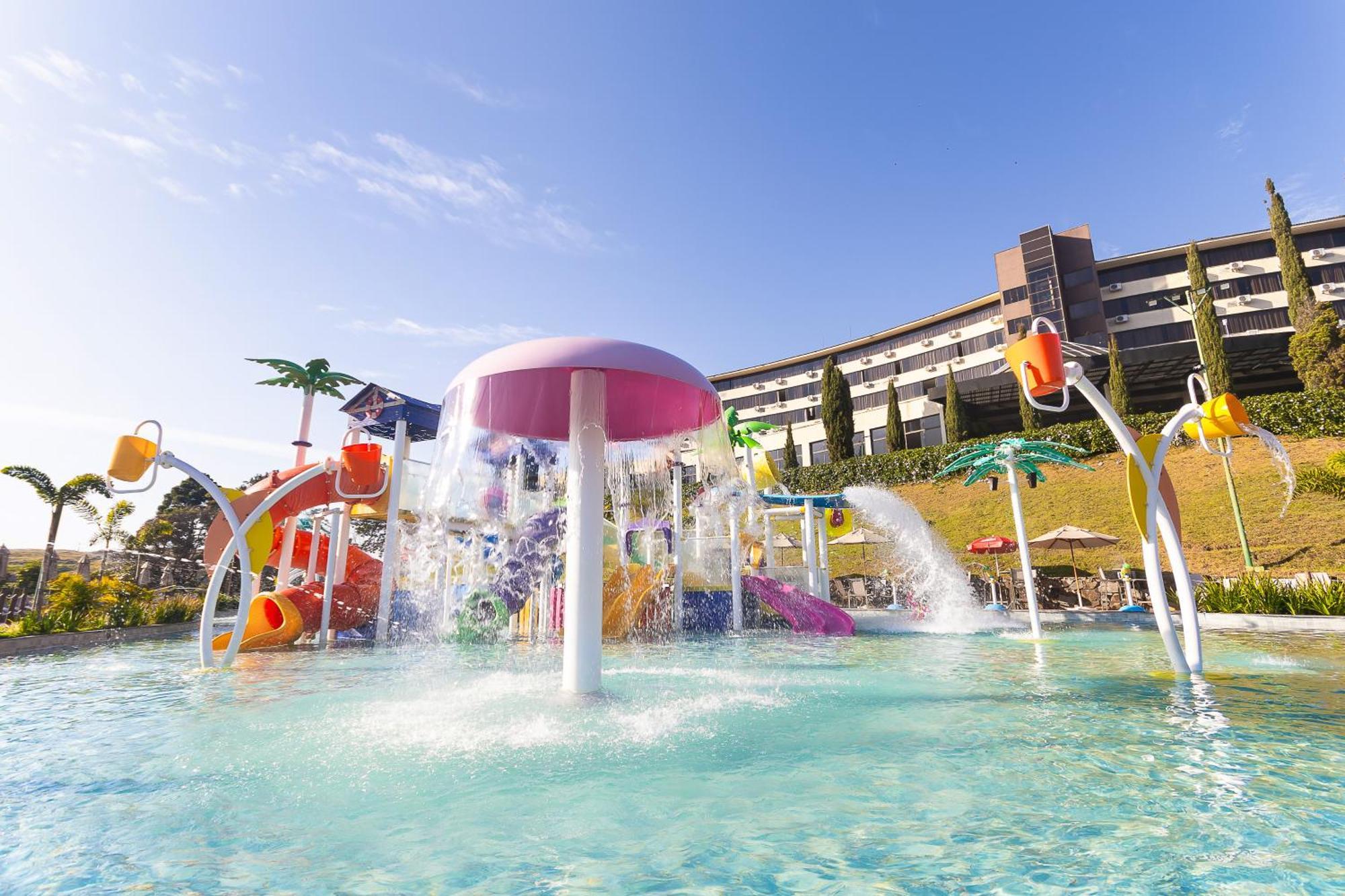 Hotel Golden Park All Inclusive Pocos De Caldas By Nacional Inn Екстериор снимка The water park at the hotel