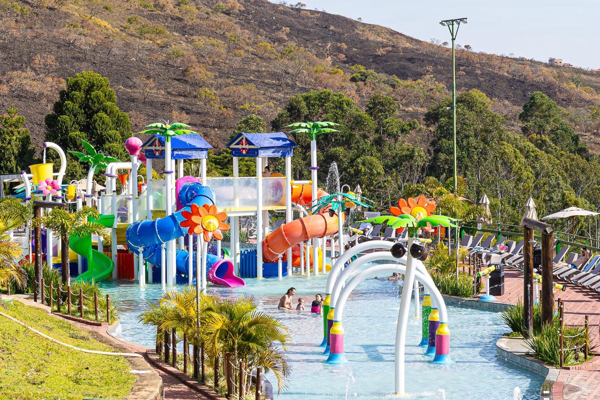 Hotel Golden Park All Inclusive Pocos De Caldas By Nacional Inn Екстериор снимка Splash Island